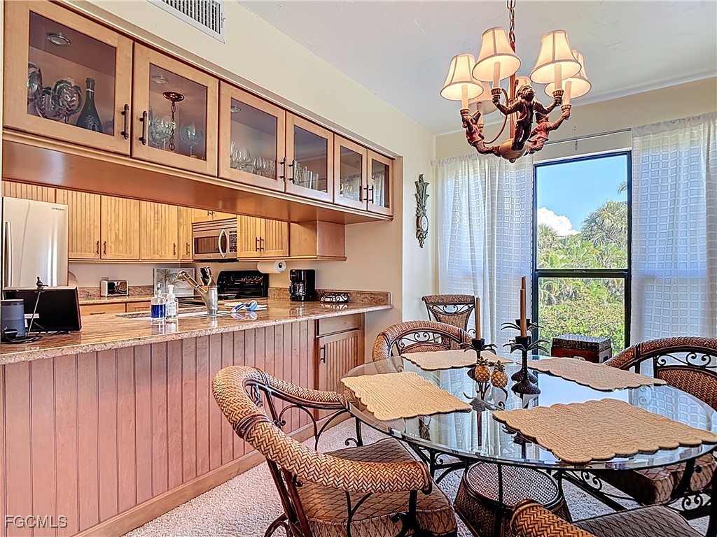 DiningArea