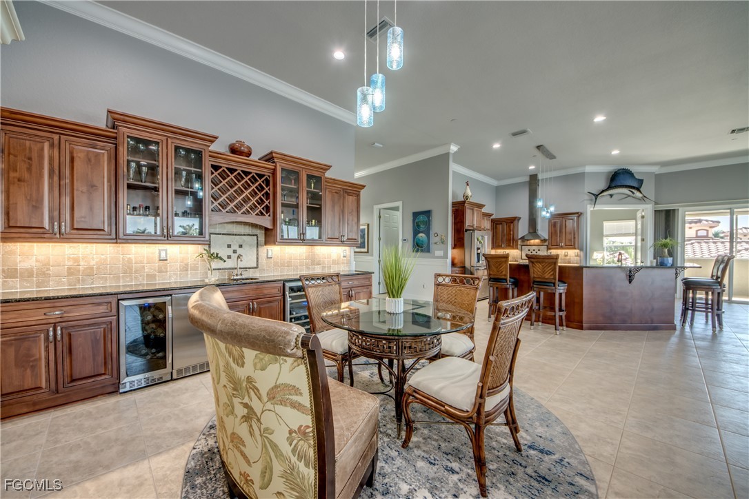 DiningArea