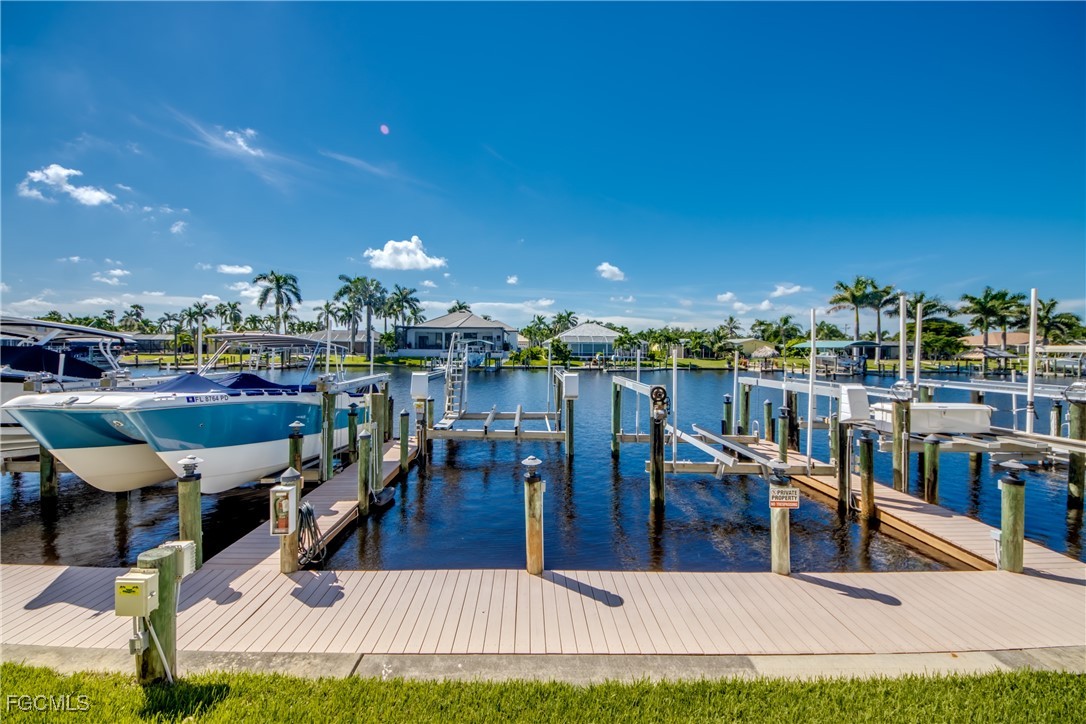 Dock