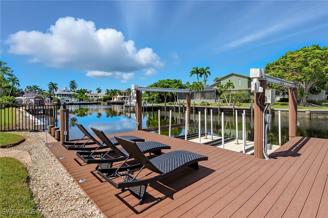 Dock