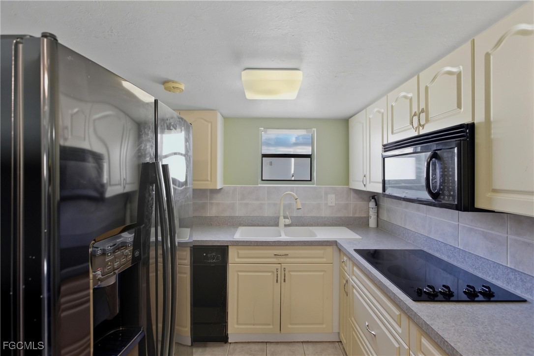4931 Vincennes Unit 6, Cape Coral, FL 33904