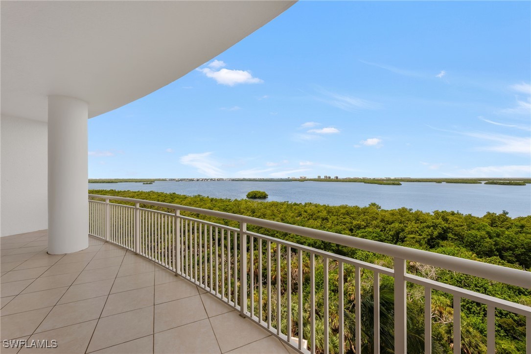 4931 Bonita Bay Unit 703, Bonita Springs, FL 34134