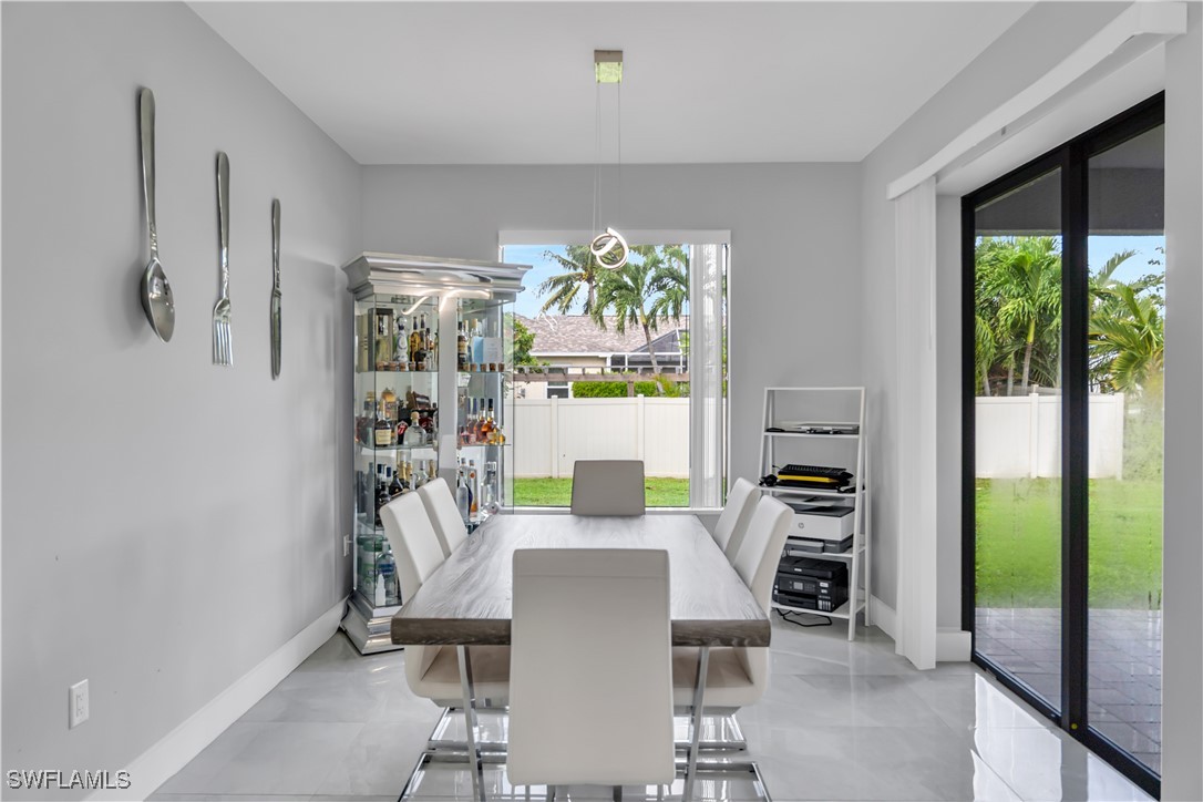 DiningArea