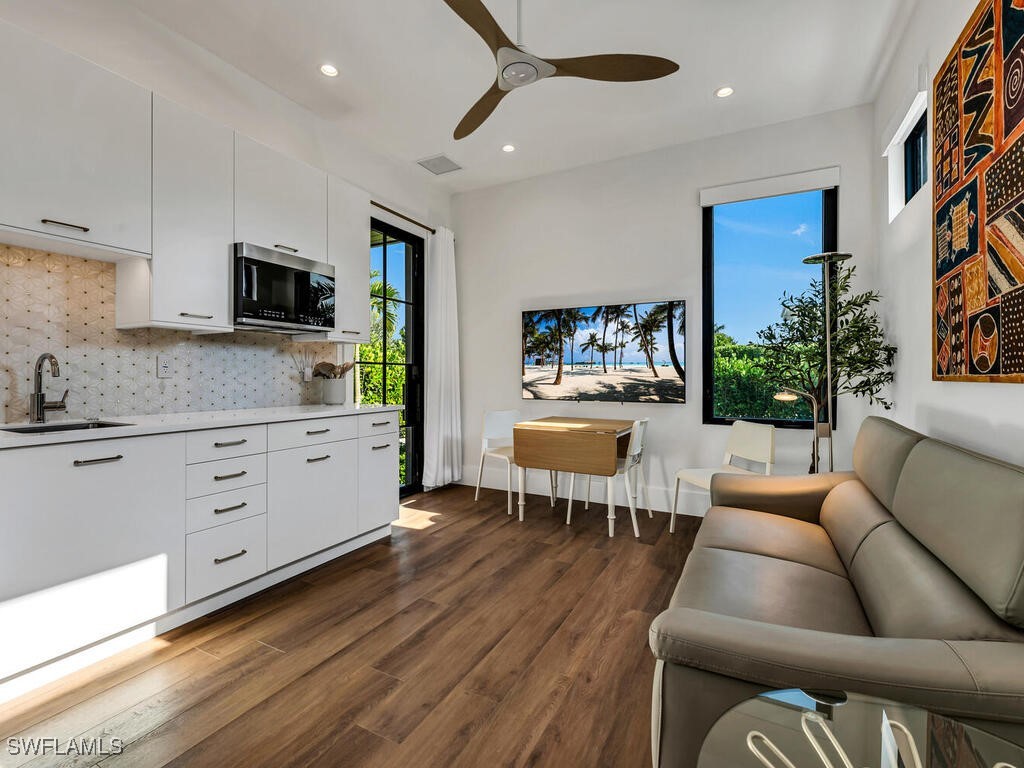 1251 Creech, Naples, FL 34103