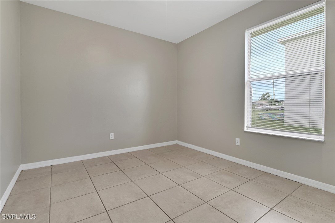 1121 9th, Cape Coral, FL 33991