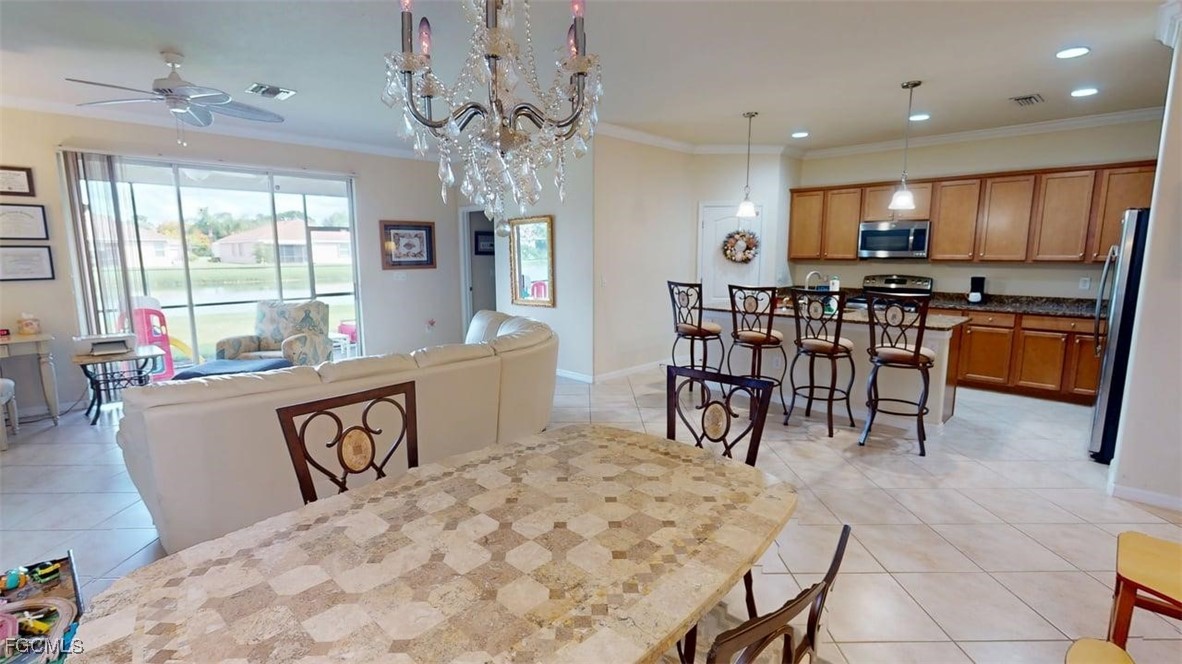 DiningArea