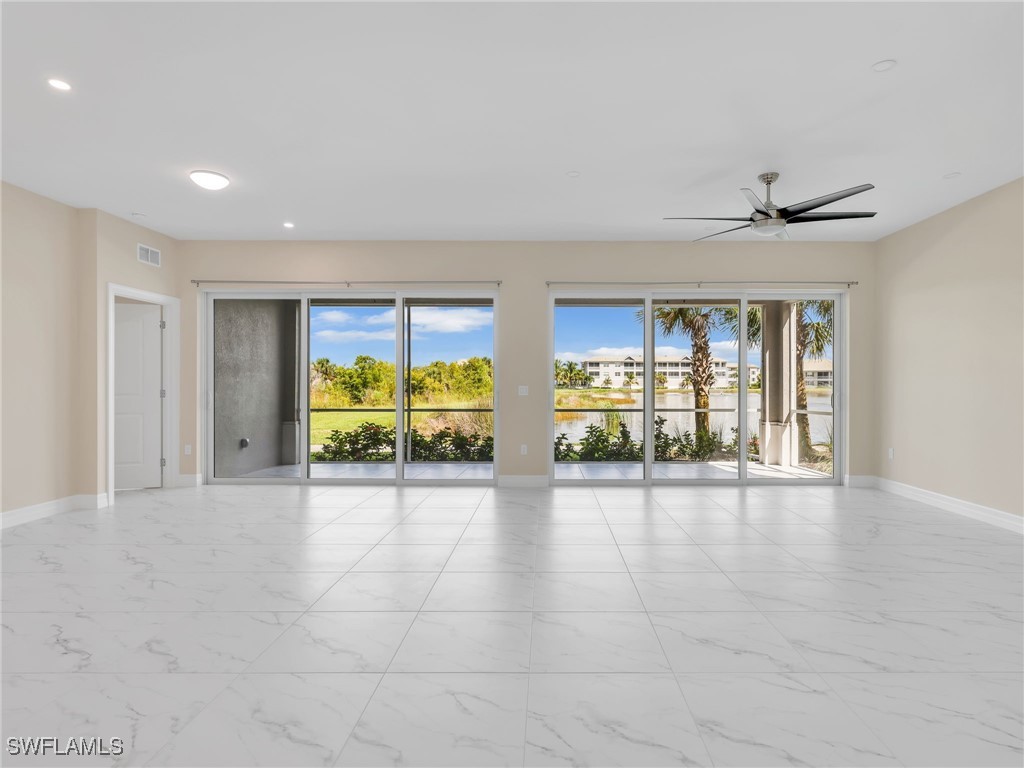 257 Indies Dr E Unit 102, Naples, FL 34114