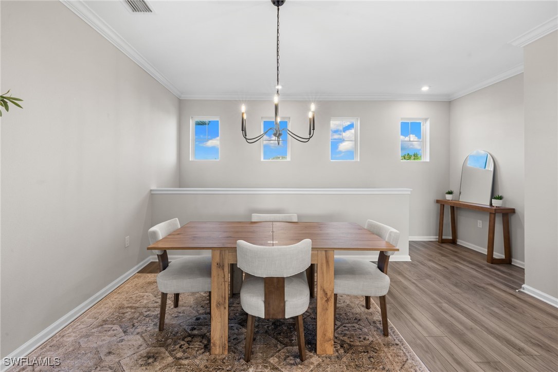 DiningArea