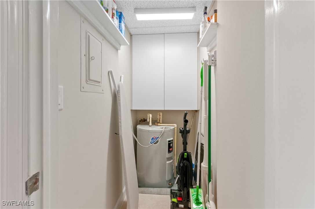 534 12th Unit 534, Naples, FL 34102