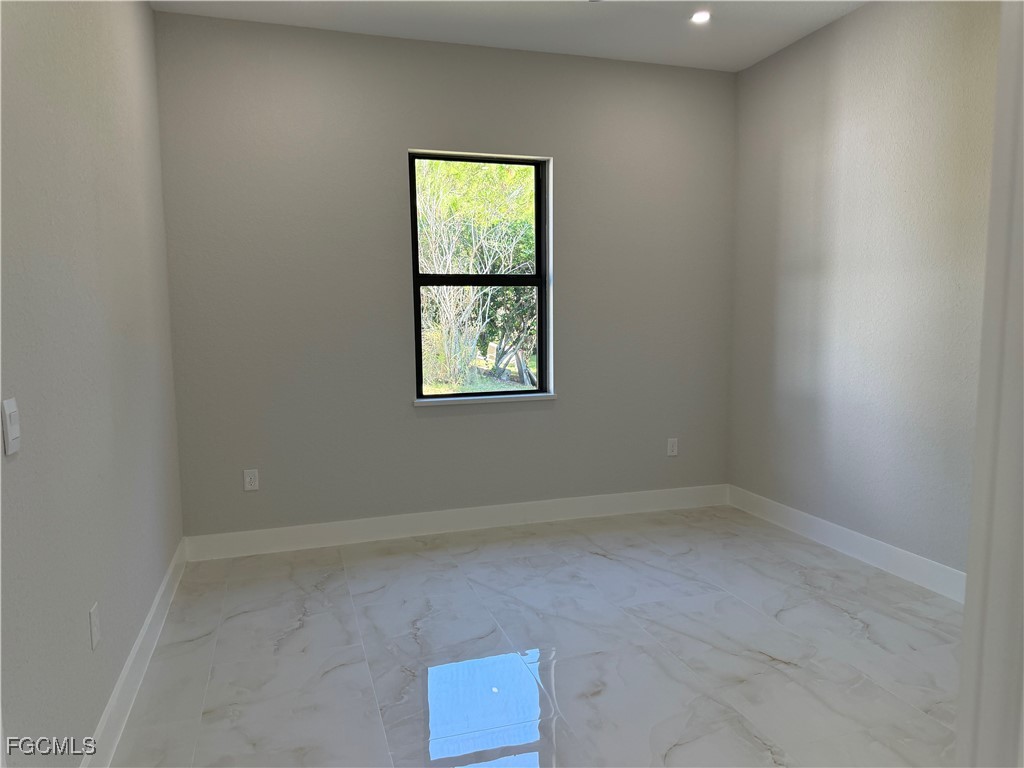 3512 9th, Lehigh Acres, FL 33971