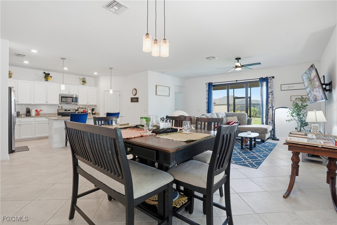 DiningArea