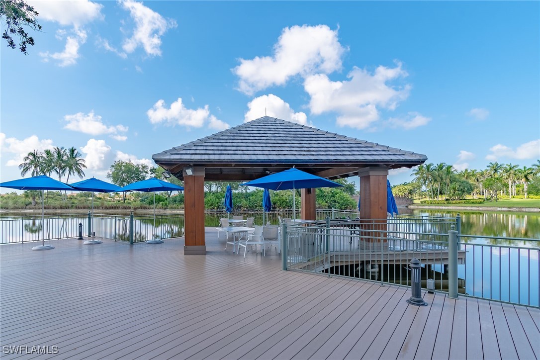 Dock