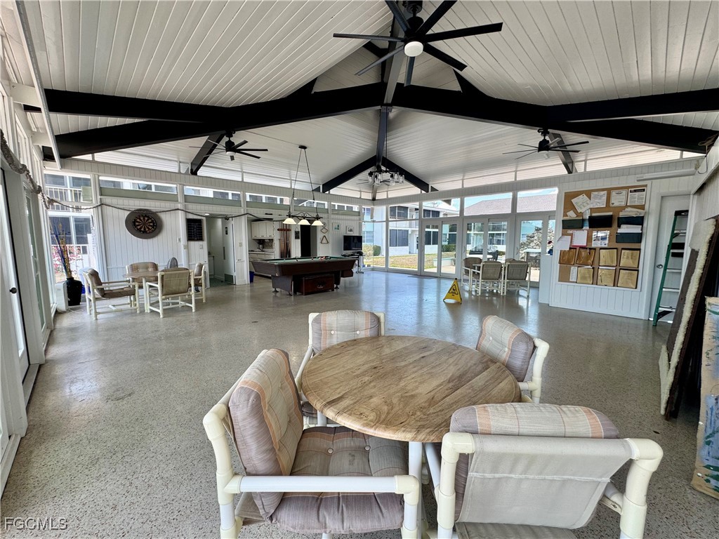 DiningArea