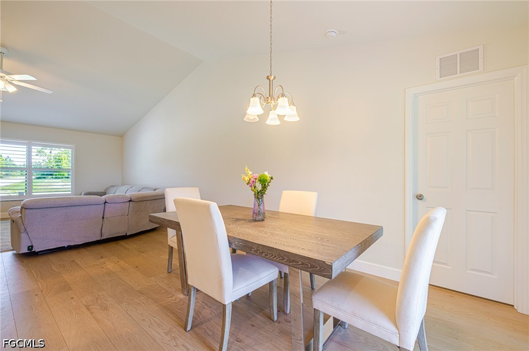 DiningArea
