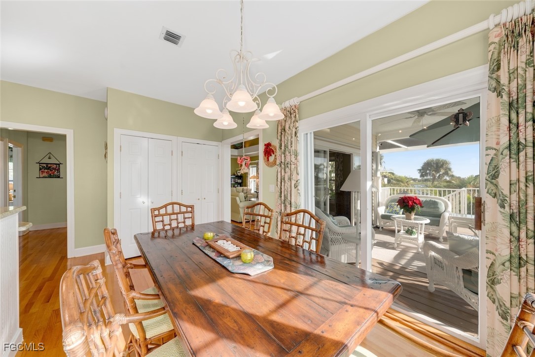 DiningArea