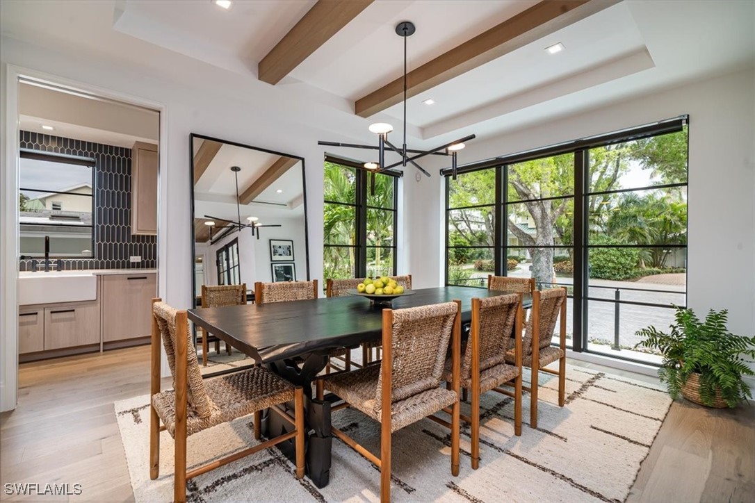 DiningArea