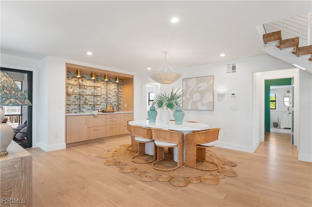 24 Beach Homes, Captiva, FL 33924