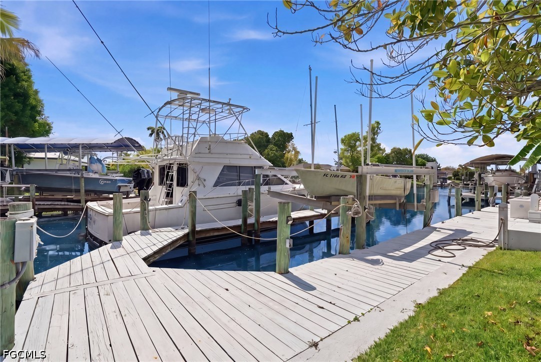 Dock