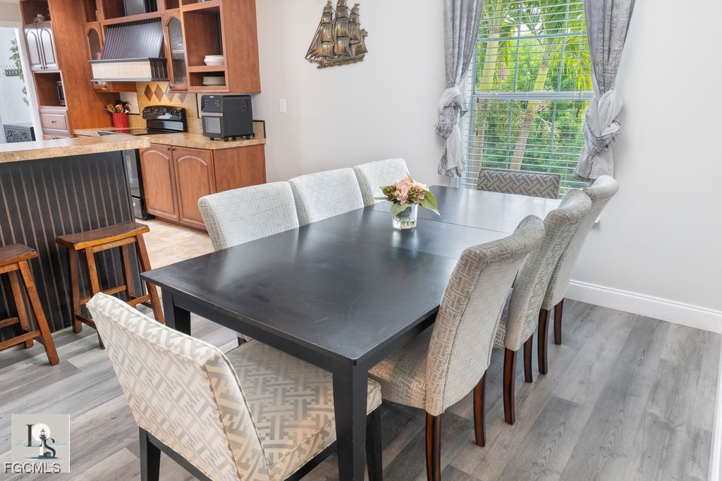 DiningArea