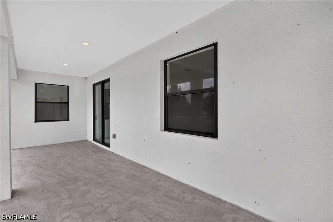 3434 27th, Naples, FL 34120