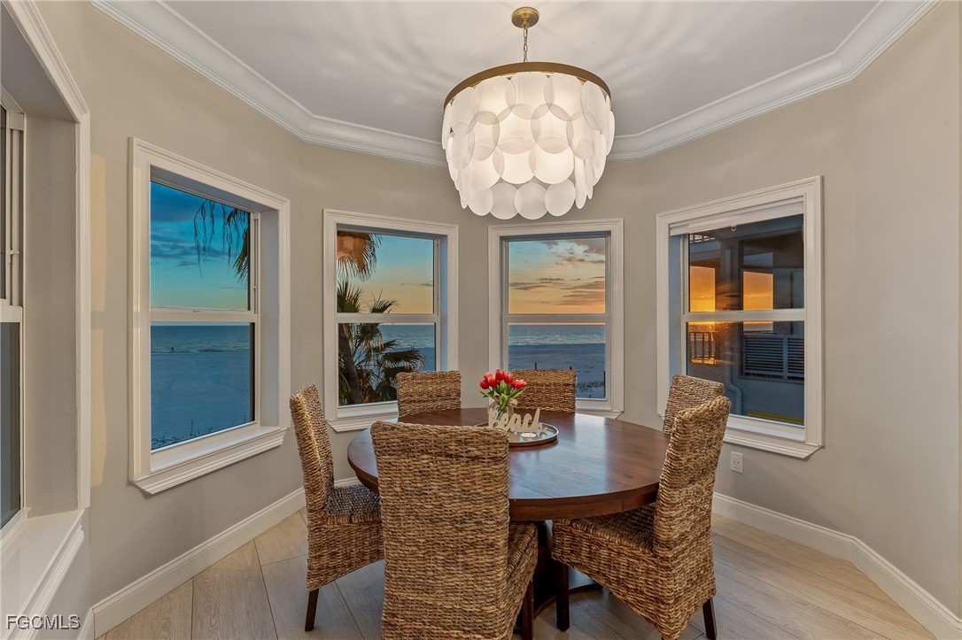 DiningArea