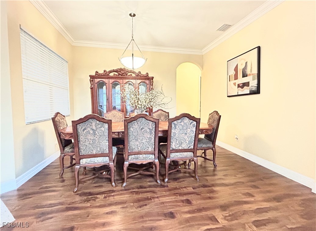 DiningArea