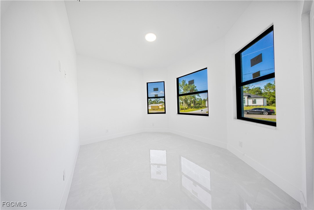 2621 42nd, Lehigh Acres, FL 33971