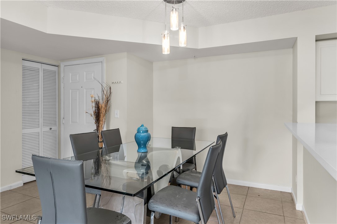 DiningArea
