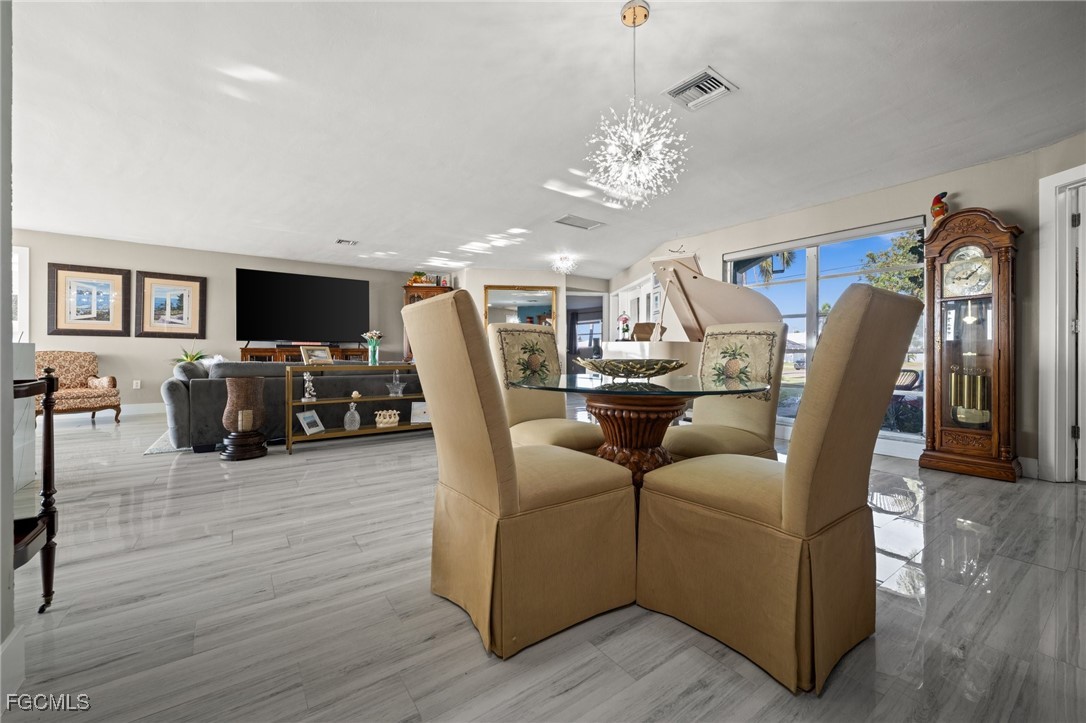 DiningArea