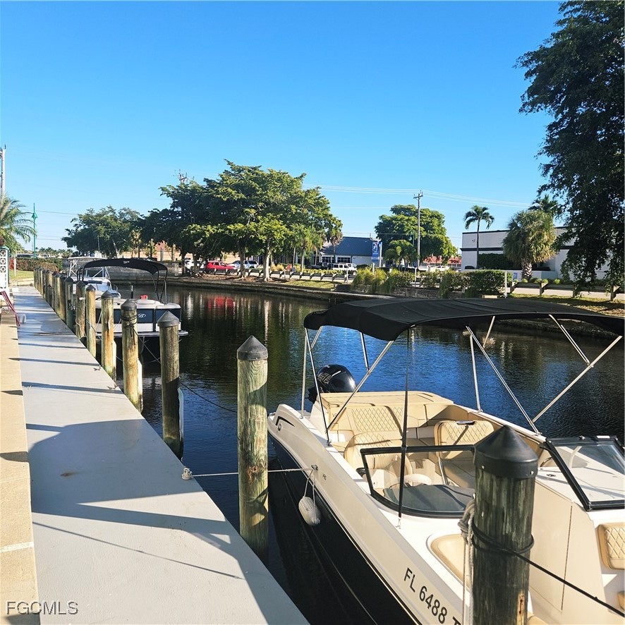 Dock
