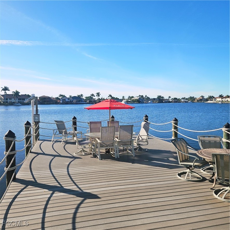 Dock