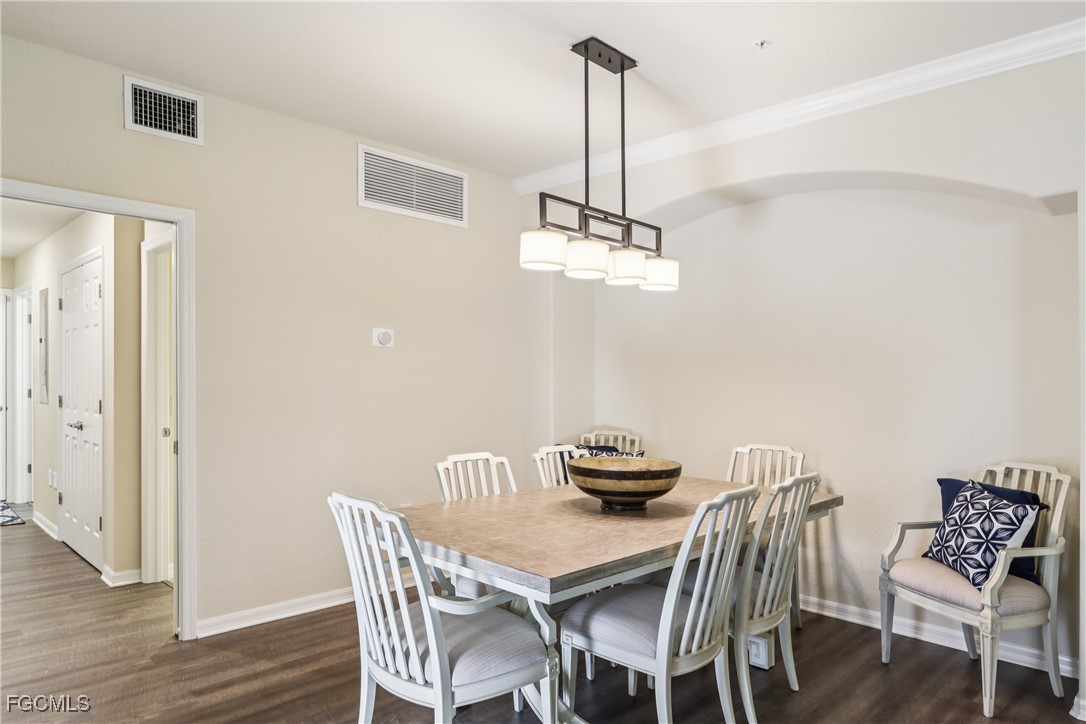 DiningArea