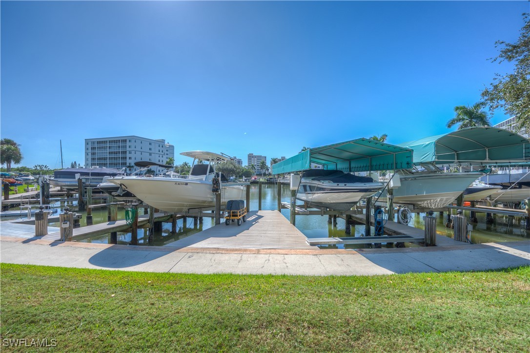 Dock