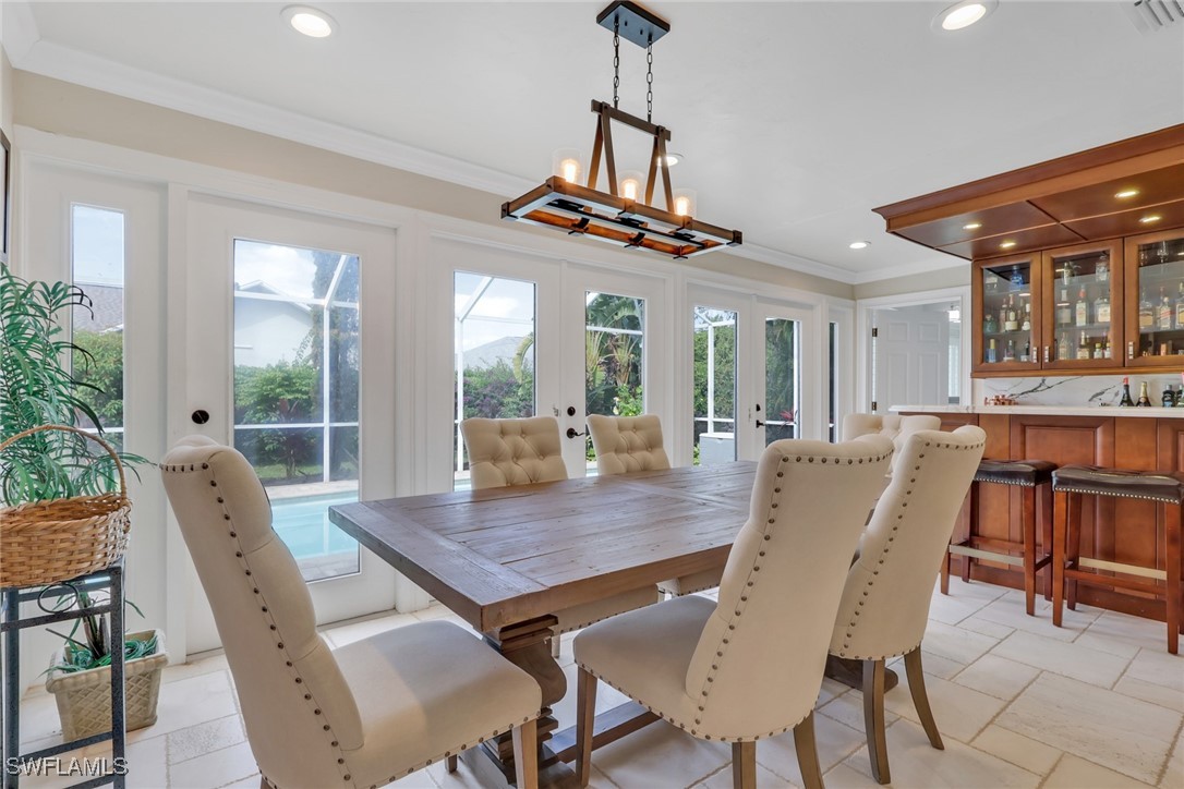 DiningArea