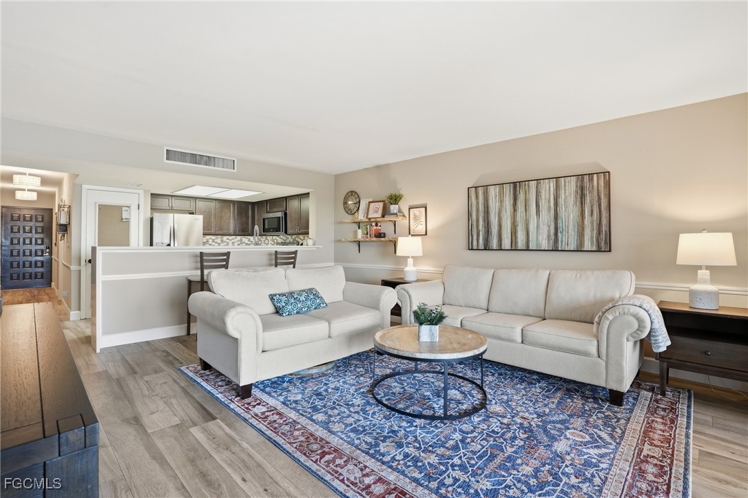 400 Lenell Unit 706, Fort Myers Beach, FL 33931