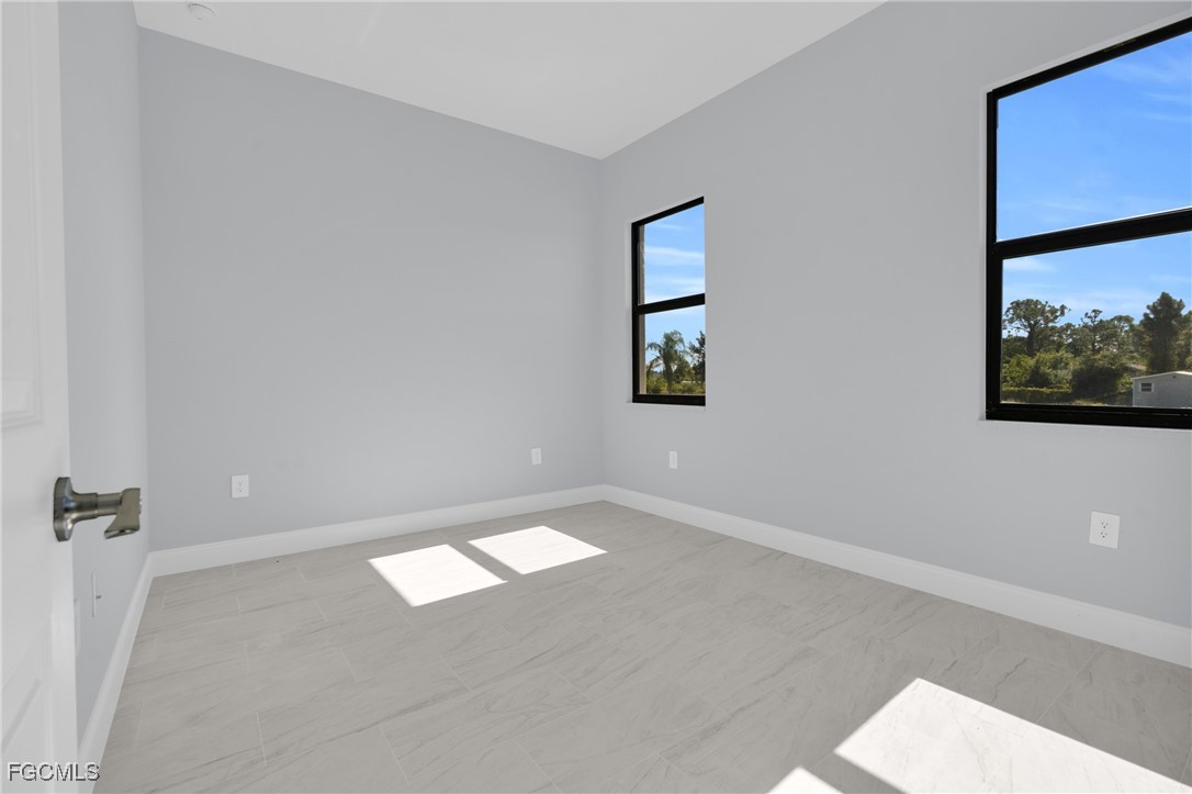 3605 6th, Lehigh Acres, FL 33972