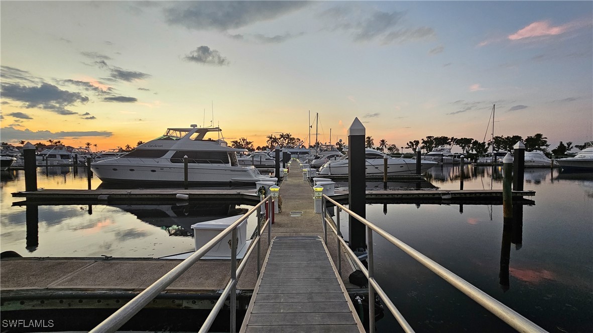 Dock