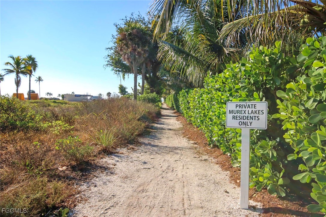 3284 Twin Lakes, Sanibel, FL 33957