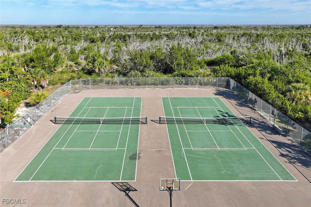 3284 Twin Lakes, Sanibel, FL 33957