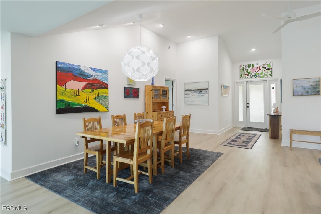 DiningArea
