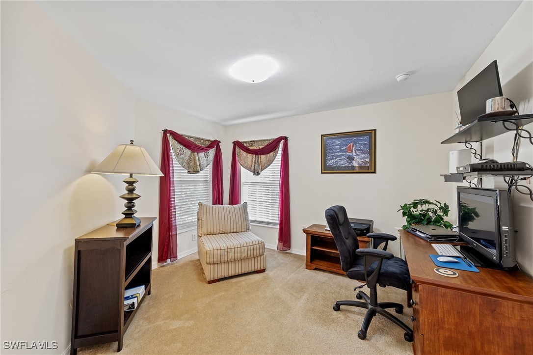 9933 Horse Creek, Fort Myers, FL 33913