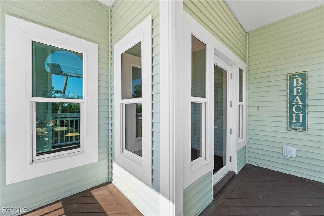 241 Violet, Sanibel, FL 33957