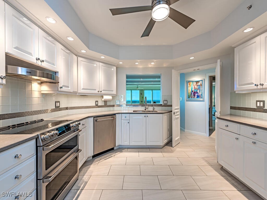 7515 Pelican Bay Unit 9c, Naples, FL 34108
