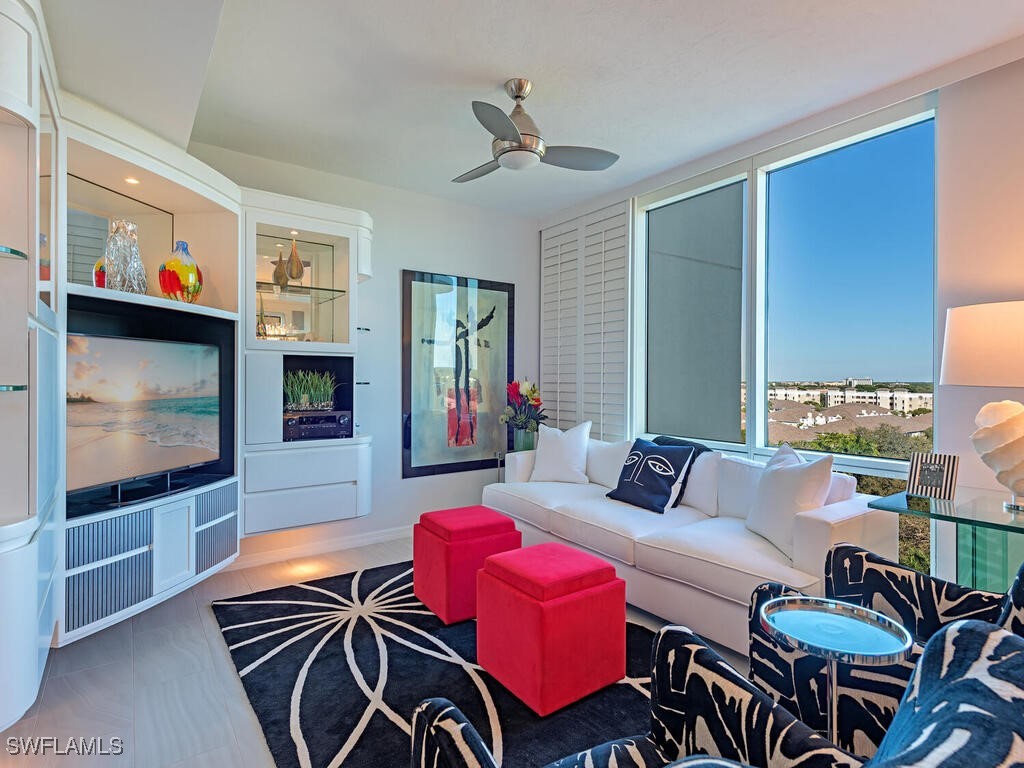 7515 Pelican Bay Unit 9c, Naples, FL 34108