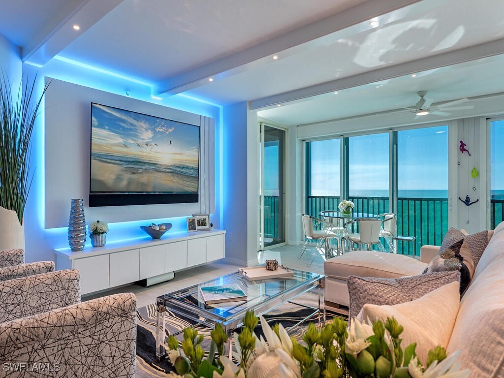 7515 Pelican Bay Unit 9c, Naples, FL 34108