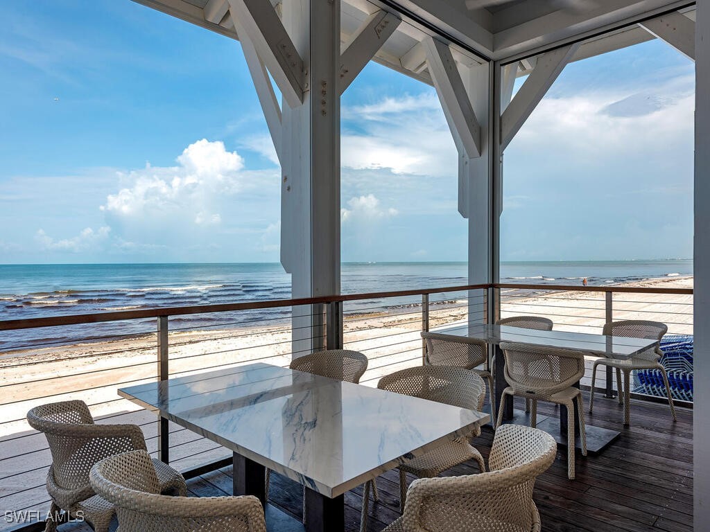 7515 Pelican Bay Unit 9c, Naples, FL 34108