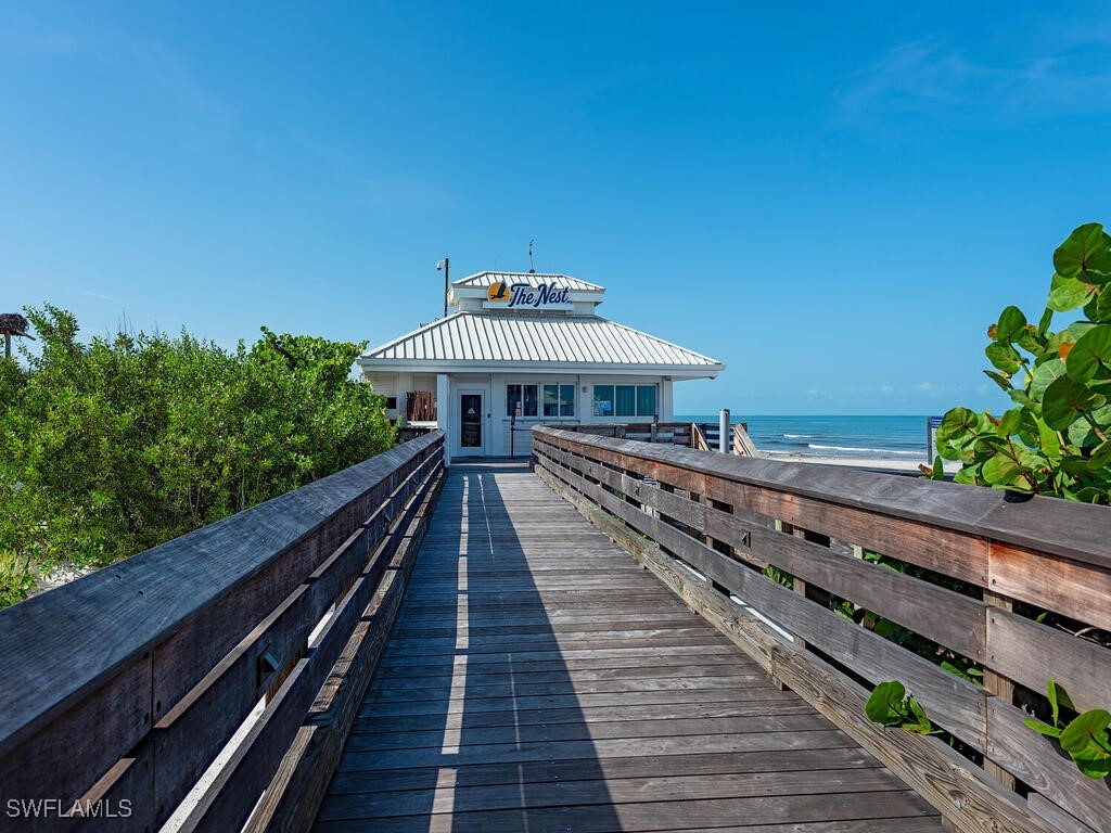 7515 Pelican Bay Unit 9c, Naples, FL 34108
