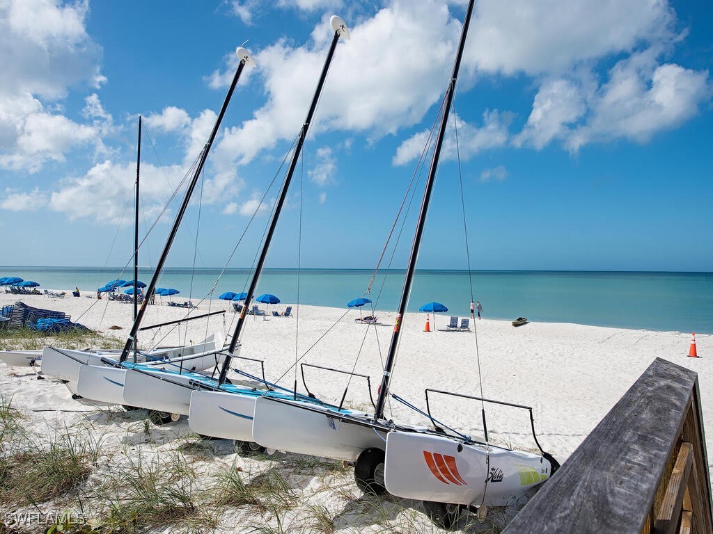 7515 Pelican Bay Unit 9c, Naples, FL 34108