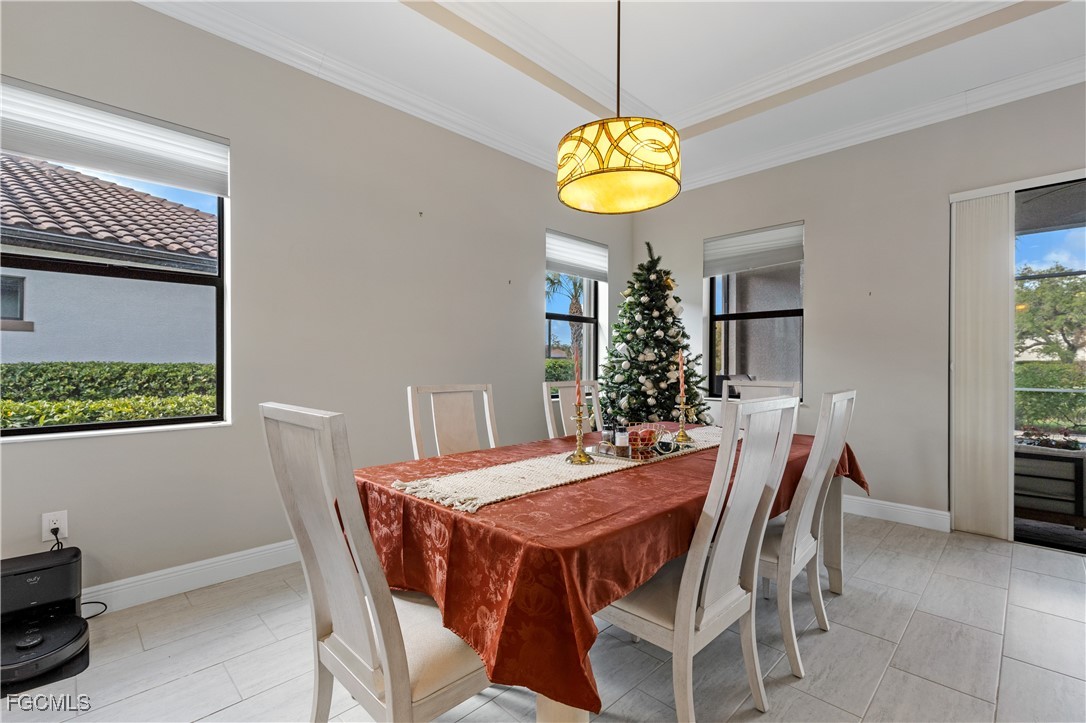 DiningArea