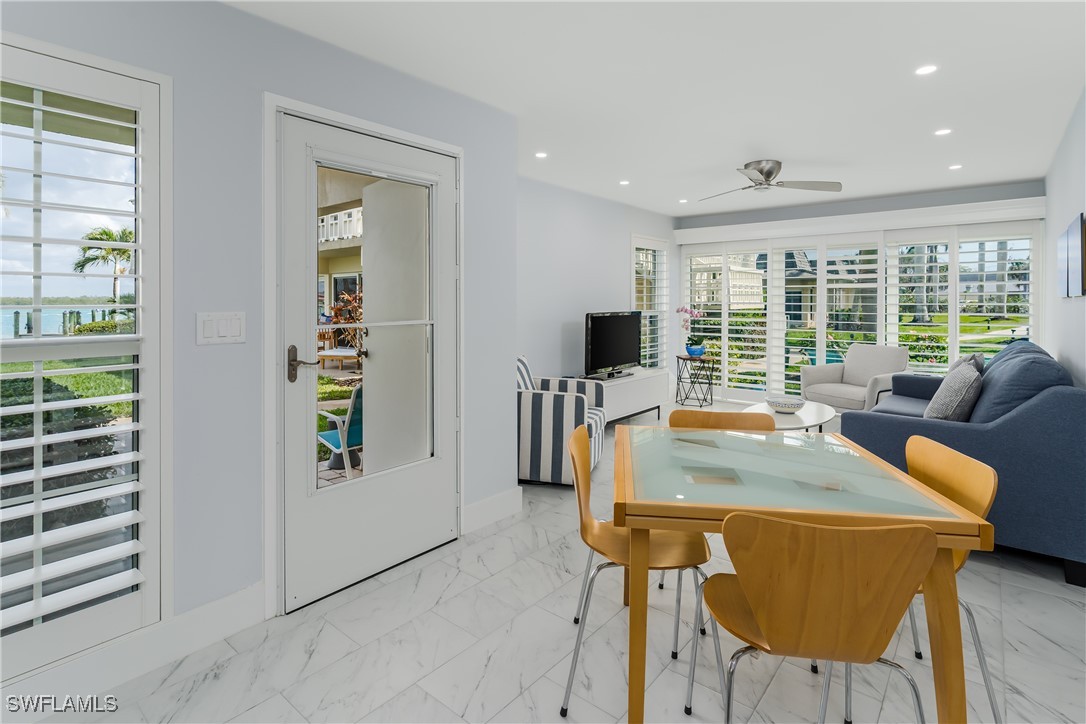 DiningArea